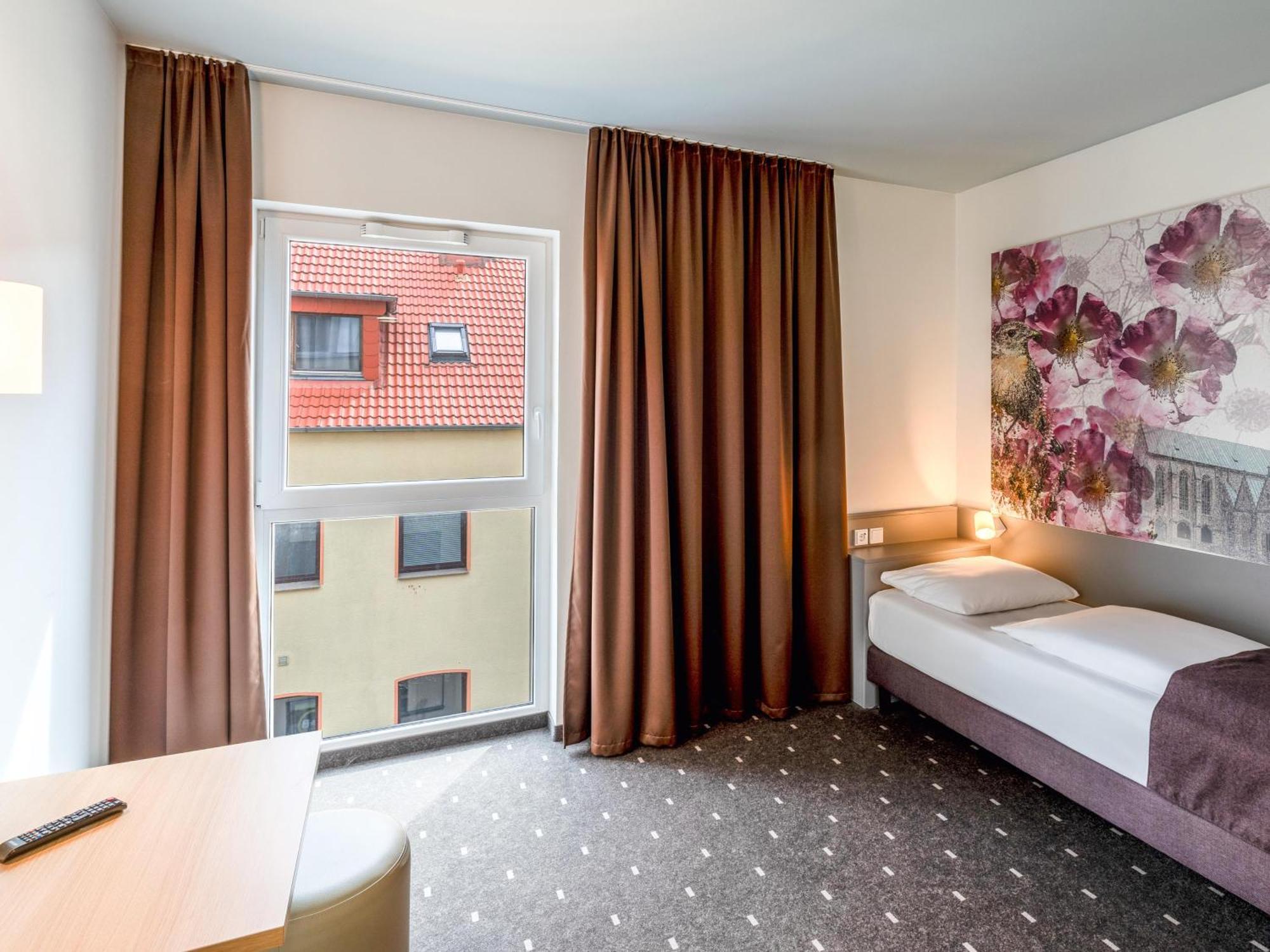 B&B Hotel Hildesheim Buitenkant foto